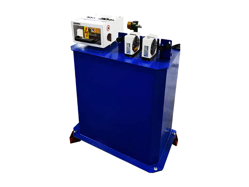 Quae sunt principales partes machinae extruder? Scisne?