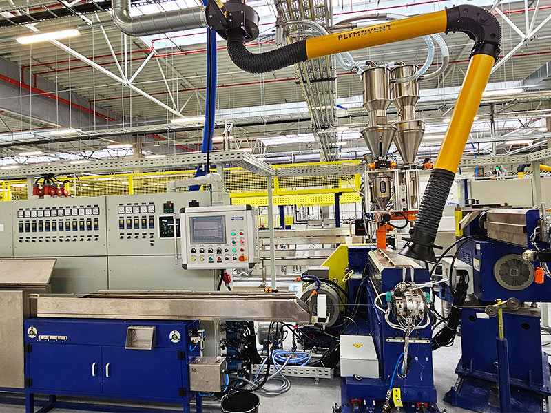 Quid est extrusio machina usus est?