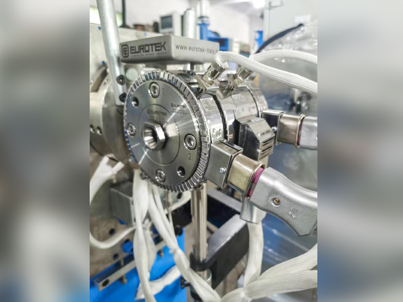 Extrusio Cross Capitis: Genera, Design, Material Fluxus & Cable Quality Impact